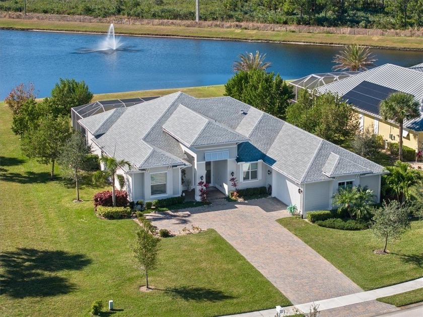 This stylish, refined open-concept pool home is move-in ready! - Beach Home for sale in Sebastian, Florida on Beachhouse.com