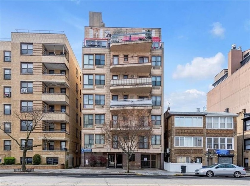Located at the crossroads of Manhattan Beach, Sheepshead Bay - Beach Condo for sale in Brooklyn, New York on Beachhouse.com