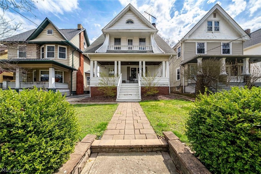 Impressively updated colonial with CENTRAL AIR in the desirable - Beach Home for sale in Cleveland, Ohio on Beachhouse.com
