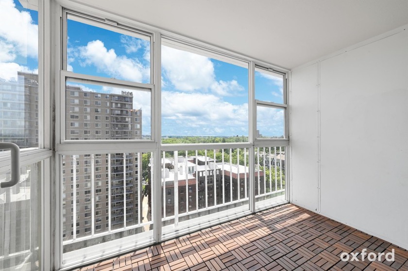 Introducing a rarely available high floor renovated 2Br/2Ba unit - Beach Condo for sale in Queens, New York on Beachhouse.com