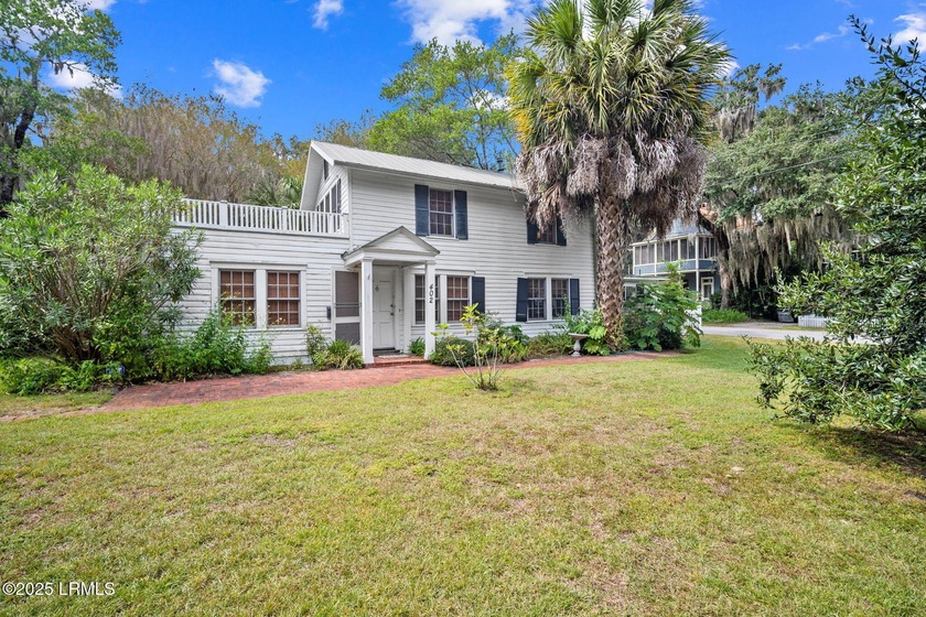 Discover 402 Wilmington Street, an irresistible downtown gem - Beach Home for sale in Beaufort, South Carolina on Beachhouse.com