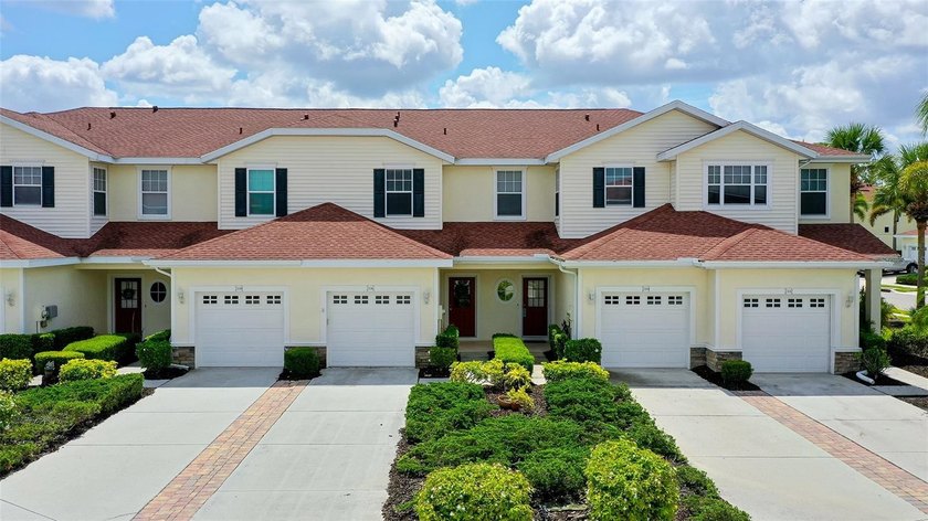 Townhome in The Towns at Lakeside! Welcome to this updated - Beach Townhome/Townhouse for sale in North Port, Florida on Beachhouse.com