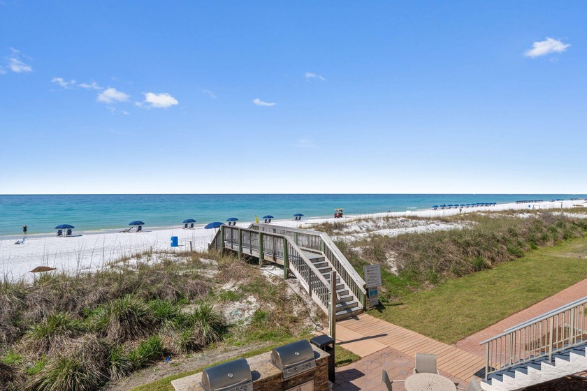 If you're looking for an easy, low-maintenance beach place, this - Beach Condo for sale in Destin, Florida on Beachhouse.com