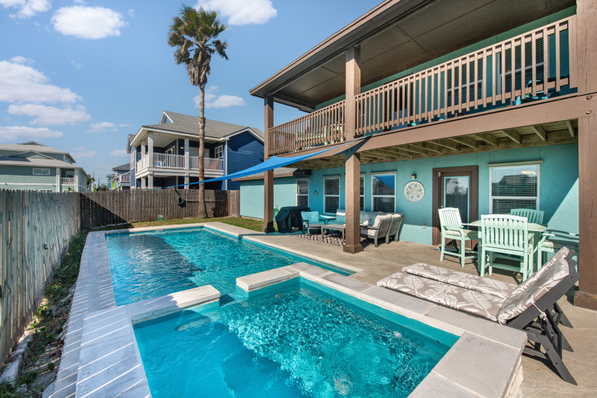 Private pool, hot tub, Pet friendly, close to the - Beach Vacation Rentals in Port Aransas, Texas on Beachhouse.com