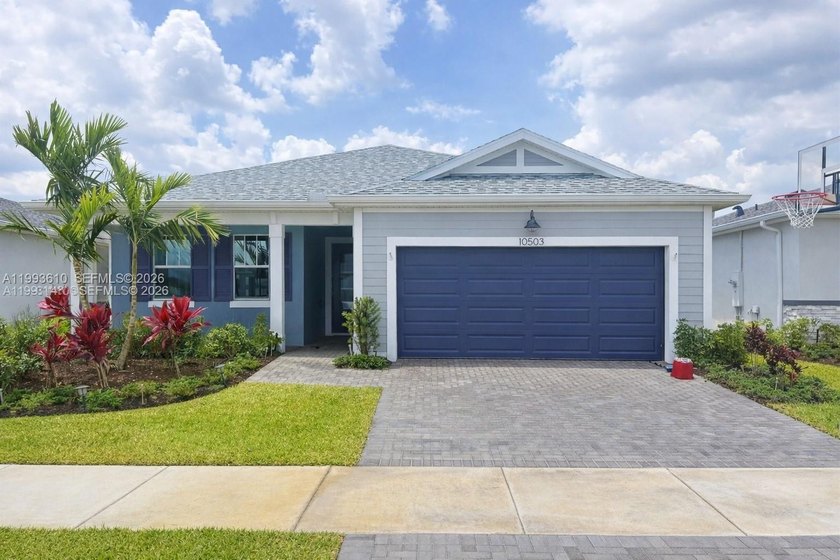 Brand new home. This beautiful new construction offers a - Beach Home for sale in Port Saint Lucie, Florida on Beachhouse.com