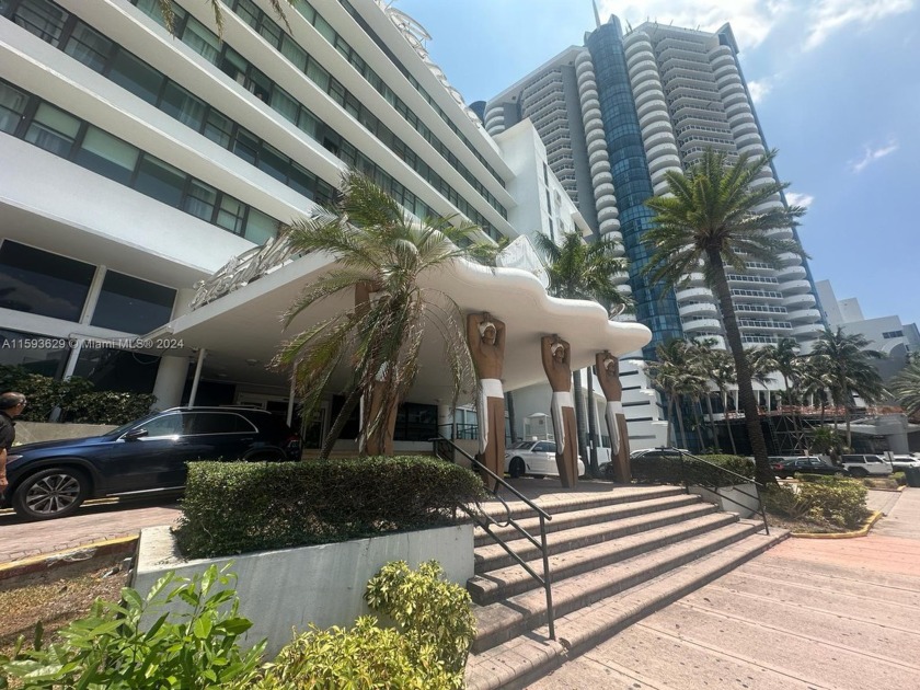 Well known Casablanca Condo/Hotel priced right! Make Ocean front - Beach Condo for sale in Miami Beach, Florida on Beachhouse.com