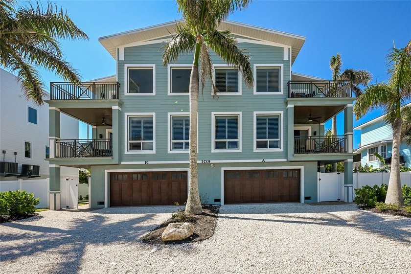 Perfectly positioned in the middle of the Gulf and the - Beach Condo for sale in Bradenton Beach, Florida on Beachhouse.com