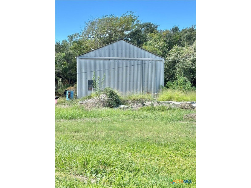 2 Corner, South Facing Lots at the corner of 7th and Jefferson - Beach Lot for sale in Port O Connor, Texas on Beachhouse.com