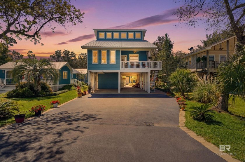 Coastal Charm in Bear Point Estates on a 50x152 Lot.Welcome to - Beach Home for sale in Orange Beach, Alabama on Beachhouse.com