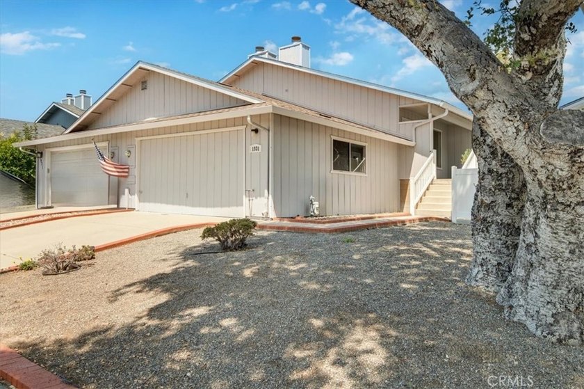 Welcome to this charming 2 bedroom 2 bath home located in Grover - Beach Home for sale in Grover Beach, California on Beachhouse.com