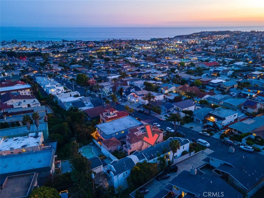 Sea Harbor Townhome with gorgeous breathtaking OCEAN VIEWS and - Beach Townhome/Townhouse for sale in Dana Point, California on Beachhouse.com