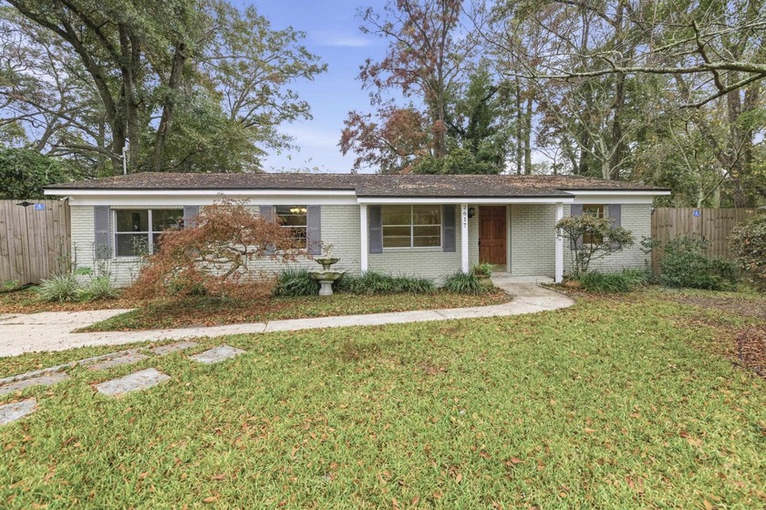 Nicely updated over the years, this roomy 3/1.5 has loads of - Beach Home for sale in Tallahassee, Florida on Beachhouse.com