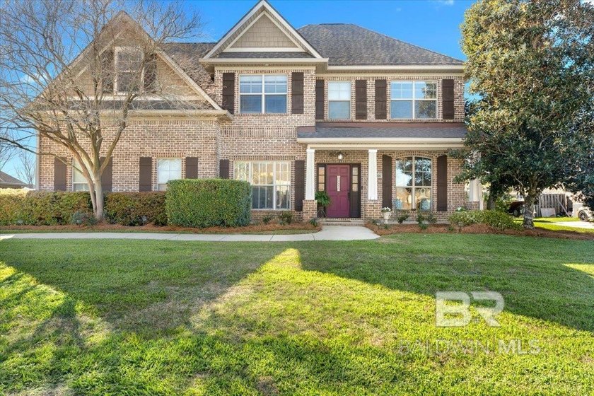 Beautiful turnkey, one-owner home in the highly desirable - Beach Home for sale in Daphne, Alabama on Beachhouse.com