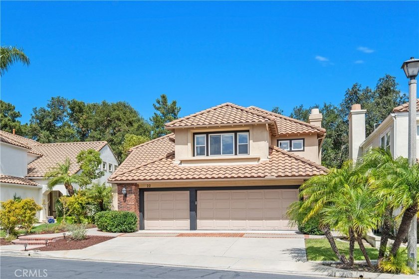 Welcome to STUNNING 22 Lawnridge in Sterling Heights community - Beach Home for sale in Rancho Santa Margarita, California on Beachhouse.com