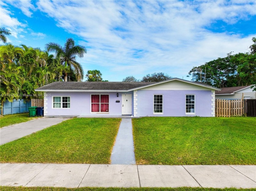 Spacious 4-bedroom, 3-bath home situated on an oversized 9,360 - Beach Home for sale in Palmetto Bay, Florida on Beachhouse.com