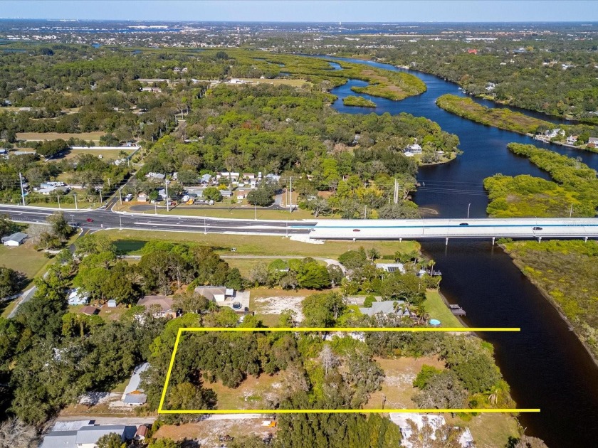 LOCATION LOCATION LOCATION!!!  Build your dream home on this - Beach Lot for sale in Bradenton, Florida on Beachhouse.com
