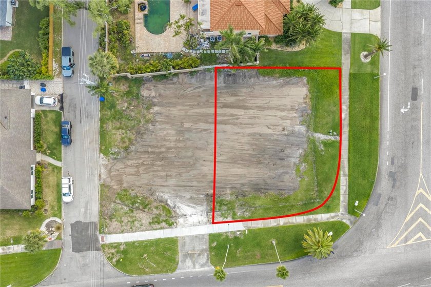 Discover an exceptional opportunity to build your dream home on - Beach Lot for sale in St. Petersburg, Florida on Beachhouse.com