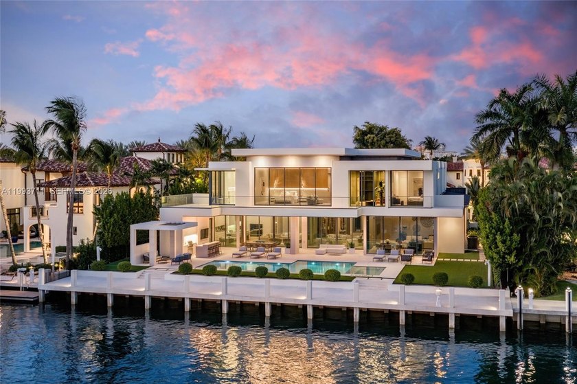 Set behind the gates of Harbor Beach, one of Ft Lauderdale's - Beach Home for sale in Fort Lauderdale, Florida on Beachhouse.com