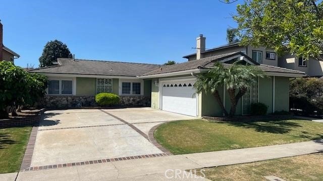 This delightful single-story home is located in the highly - Beach Home for sale in Seal Beach, California on Beachhouse.com