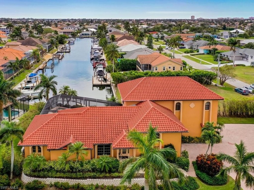 Very Unique Marco Island waterfront Home features a 50'x26' - Beach Home for sale in Marco Island, Florida on Beachhouse.com