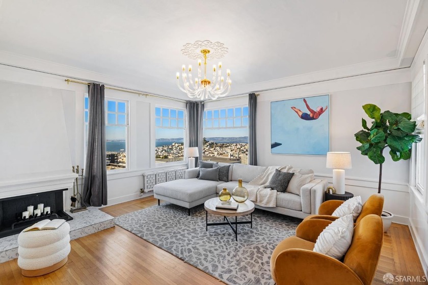 This generously sized condo with striking City and Bay views - Beach Condo for sale in San Francisco, California on Beachhouse.com