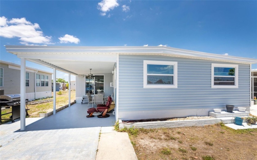 This 2 bedroom/2 bath SPLIT BEDROOM home comes turnkey and is - Beach Home for sale in Port Charlotte, Florida on Beachhouse.com