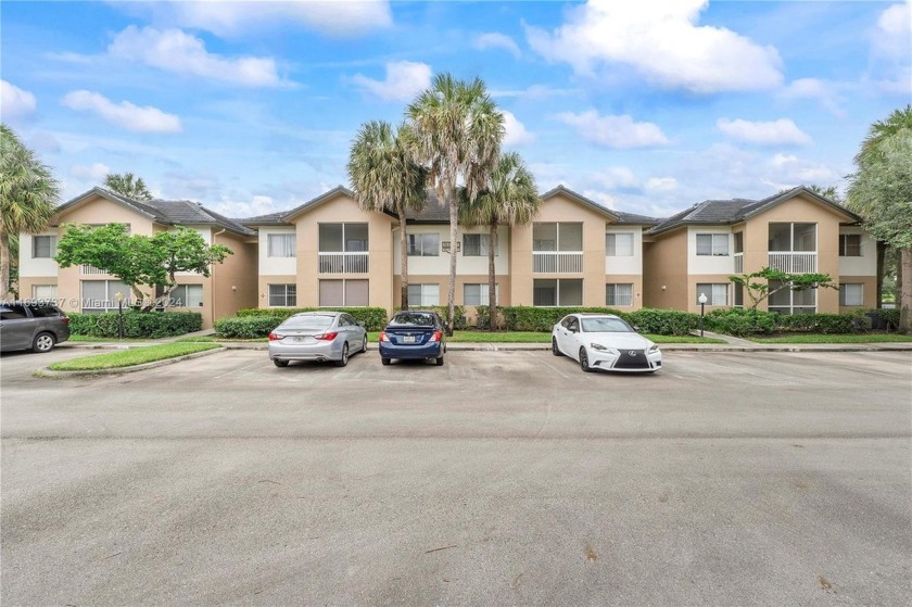 Beautiful Upgraded 1 Bedroom 1 Bath Condo In Citation Way - Beach Condo for sale in Coral Springs, Florida on Beachhouse.com