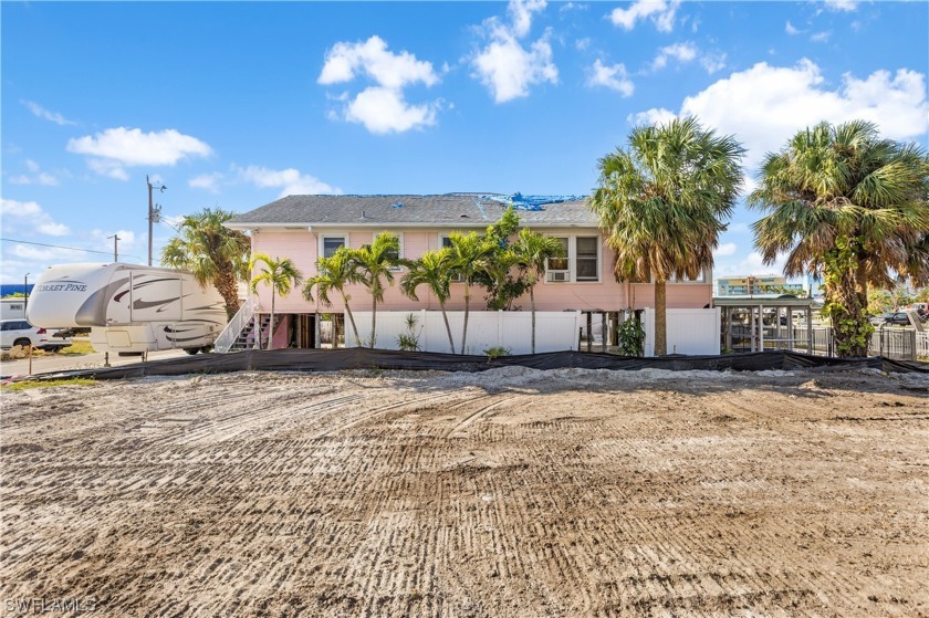 Discover endless possibilities with this unique quadplex / - Beach Lot for sale in Fort Myers Beach, Florida on Beachhouse.com