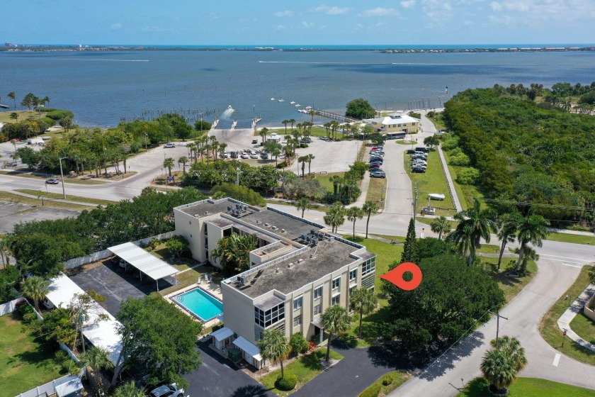 Attention boaters, this is it! Location and complete makeover - Beach Condo for sale in Jensen Beach, Florida on Beachhouse.com