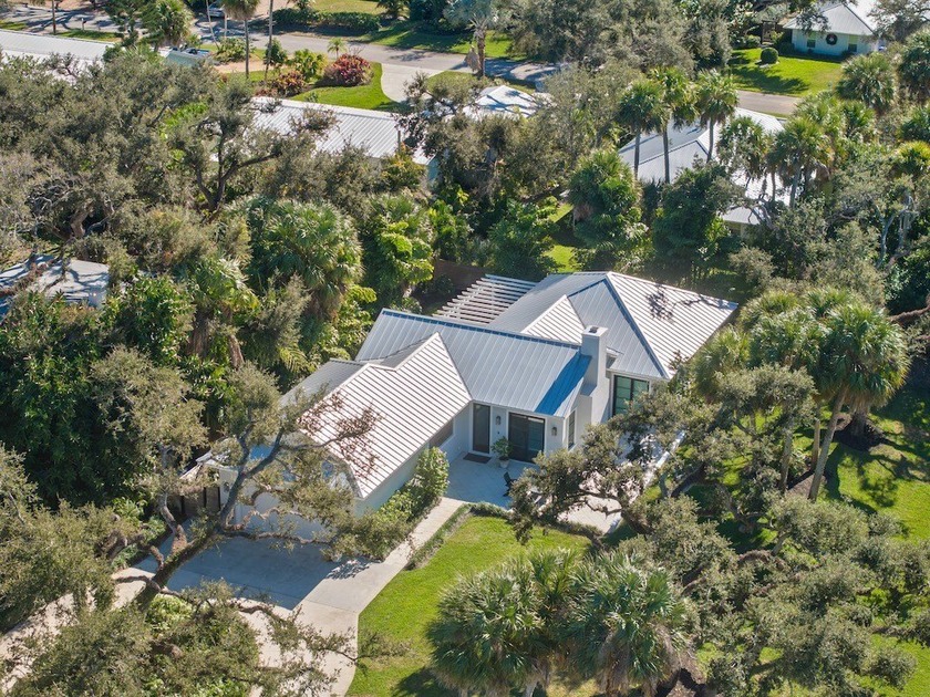 Thoughtfully reimagined in 2021, this furnished 3 bed, 2 bath - Beach Home for sale in Vero Beach, Florida on Beachhouse.com