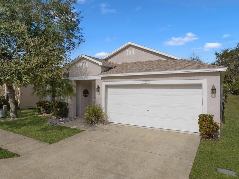 Move-in ready home with 4-bedrooms and 2-baths in desirable - Beach Home for sale in Vero Beach, Florida on Beachhouse.com