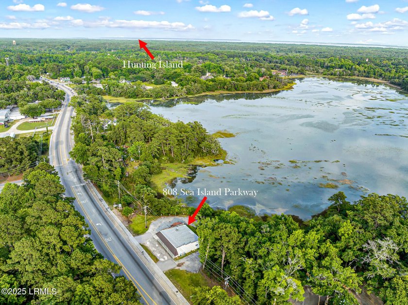 Great Opportunity to Own a Marsh Front Commercial Building on - Beach Commercial for sale in Saint Helena Island, South Carolina on Beachhouse.com