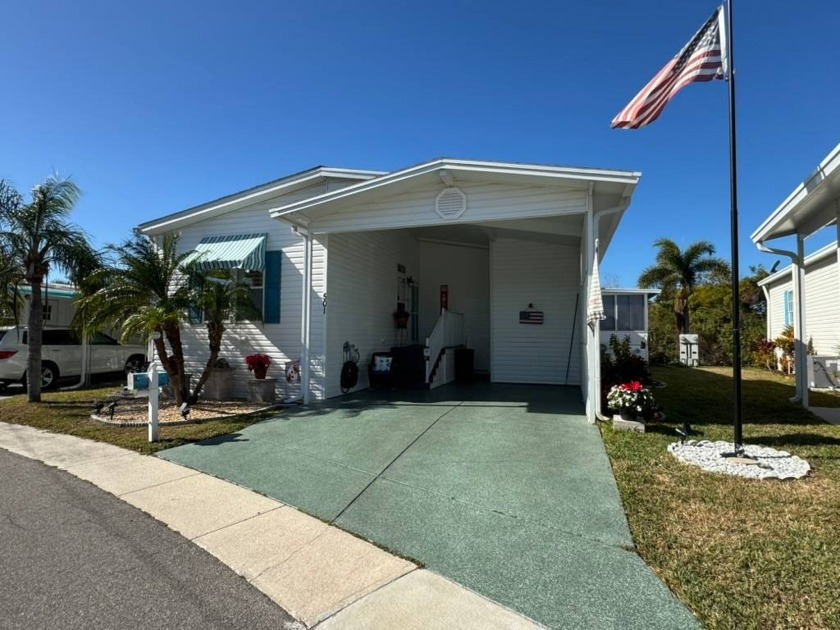 NO FLOOD ZONE! NO DAMAGE FROM HURRICANE HELENE OR MILTON!  This - Beach Home for sale in Dunedin, Florida on Beachhouse.com