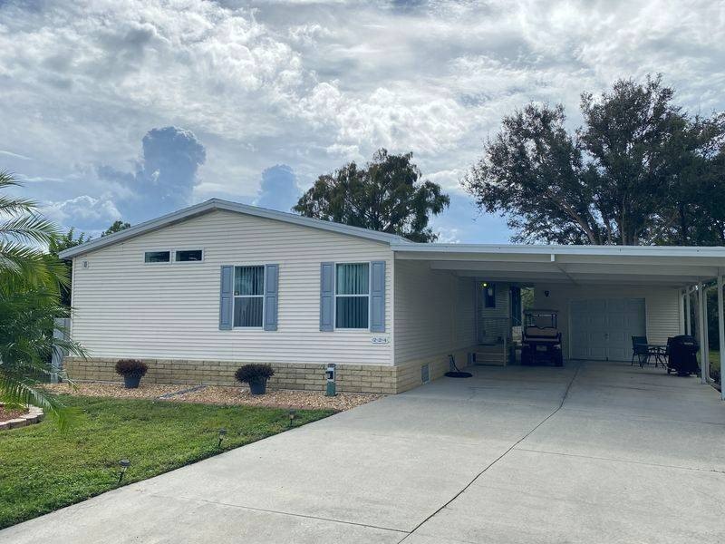 ENJOY LIFE! RELAX! CAREFREE LIVING CAN BE YOURS in this - Beach Home for sale in North Port, Florida on Beachhouse.com