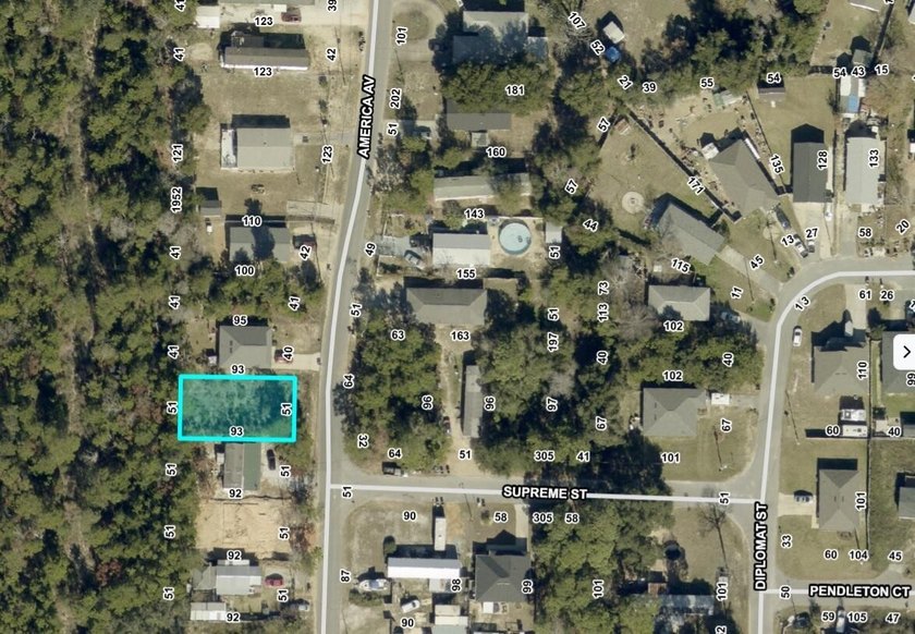 Great Opportunity to buy this AFFORDABLE .10 acre lot on America - Beach Lot for sale in Gulf Breeze, Florida on Beachhouse.com