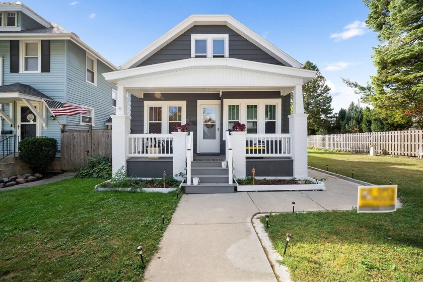 Awesome Totally Remodeled 3/1 Duplex on a Double Lot Just Blocks - Beach Home for sale in South Milwaukee, Wisconsin on Beachhouse.com