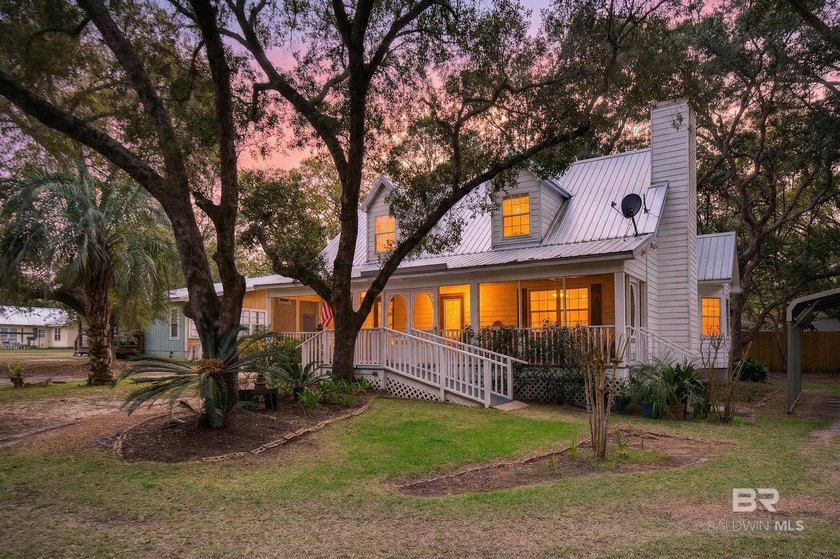 Coastal Living Meets Comfort & Convenience in Gulf - Beach Home for sale in Gulf Shores, Alabama on Beachhouse.com