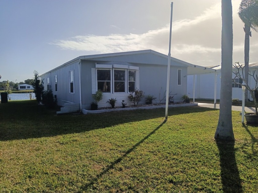 WATERFRONT -- 1,500 Sq Ft, 2 Bedroom // 2bath. NEW CENTRAL AC - Beach Home for sale in Melbourne, Florida on Beachhouse.com