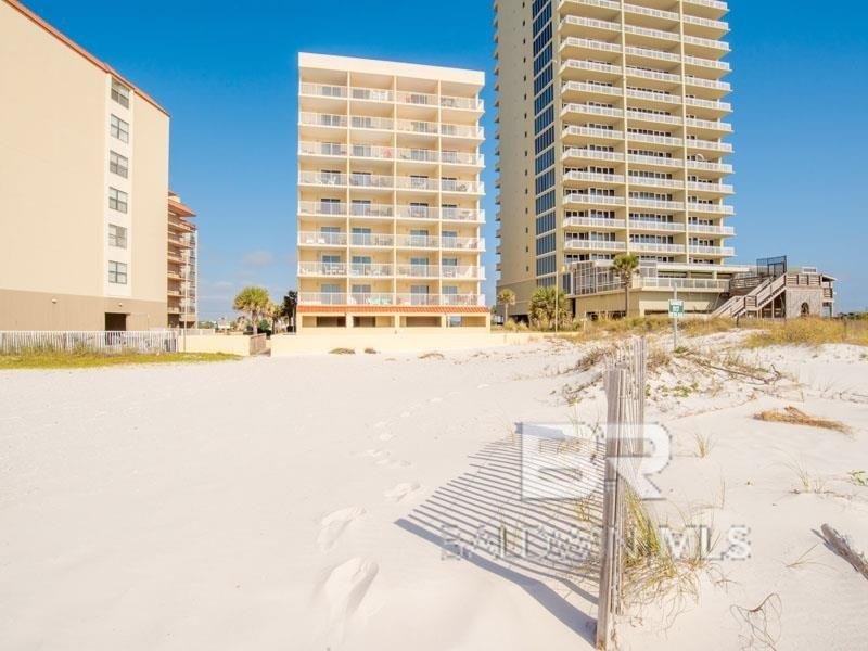 Clearwater 3D is a beautifully updated, west-facing, beachfront - Beach Condo for sale in Gulf Shores, Alabama on Beachhouse.com
