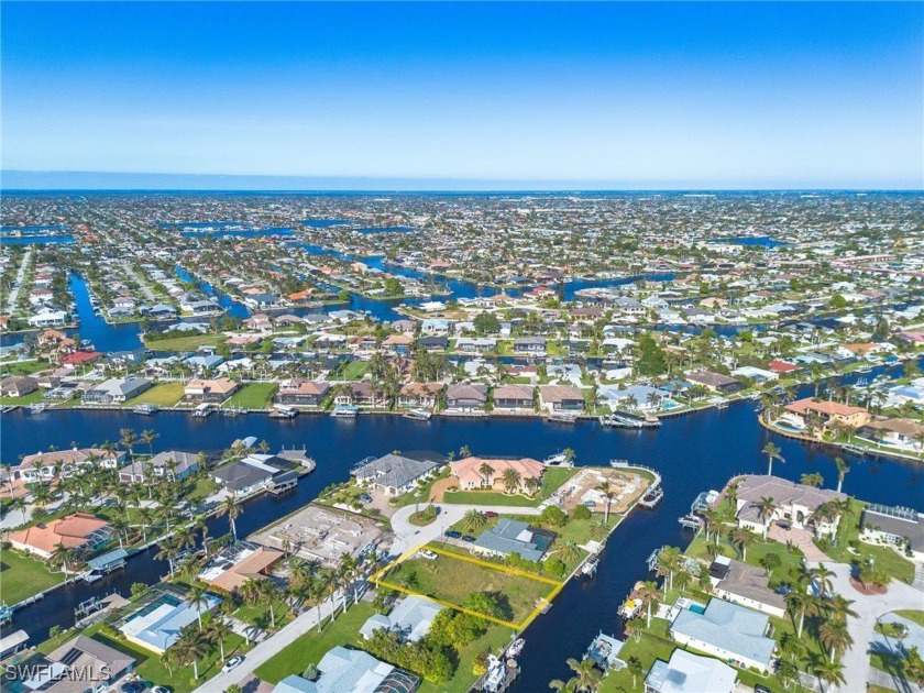 ***Prime Waterfront Lot***
Build your dream home on this direct - Beach Lot for sale in Cape Coral, Florida on Beachhouse.com