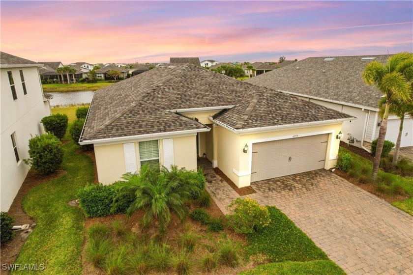 Amazing PRICE !! MUST SEE !! Convenience & tranquility in this - Beach Home for sale in Punta Gorda, Florida on Beachhouse.com