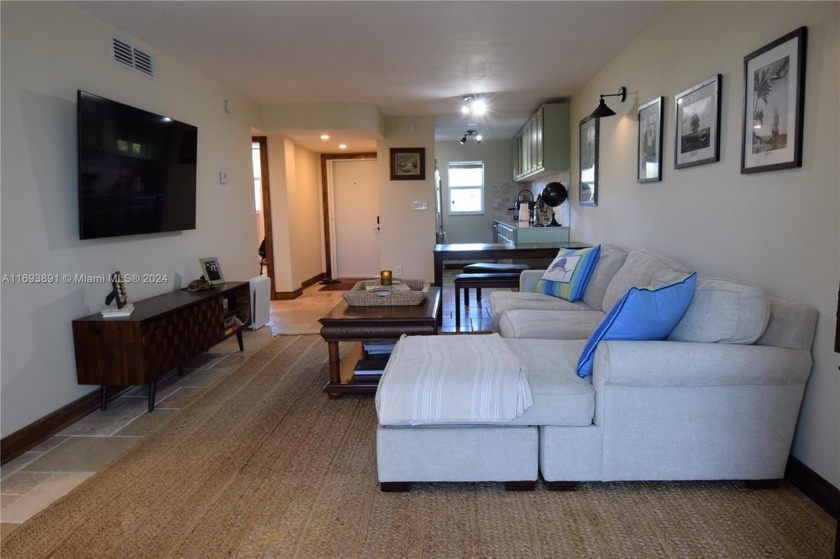 Experience waterfront living in this fully remodeled condo - Beach Condo for sale in Boynton Beach, Florida on Beachhouse.com