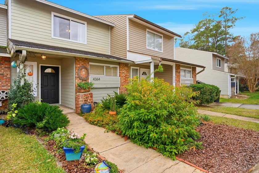 Discover this quiet, cozy Buckwood townhome-just minutes from - Beach Townhome/Townhouse for sale in Tallahassee, Florida on Beachhouse.com