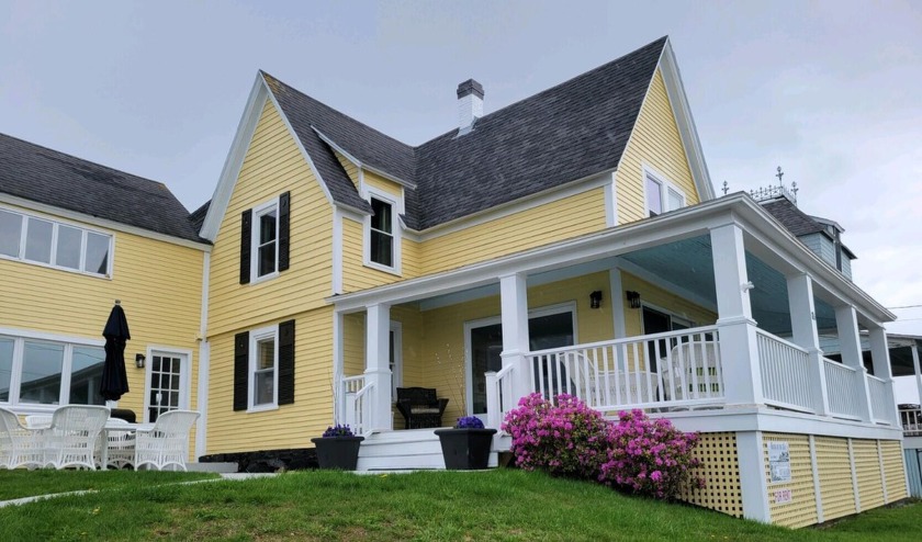 This classic Maine cottage sits on a small knoll overlooking the - Beach Home for sale in York, Maine on Beachhouse.com