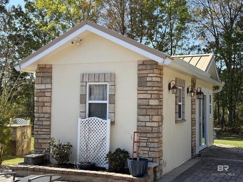 Discover the perfect blend of tranquility and resort-style - Beach Home for sale in Elberta, Alabama on Beachhouse.com