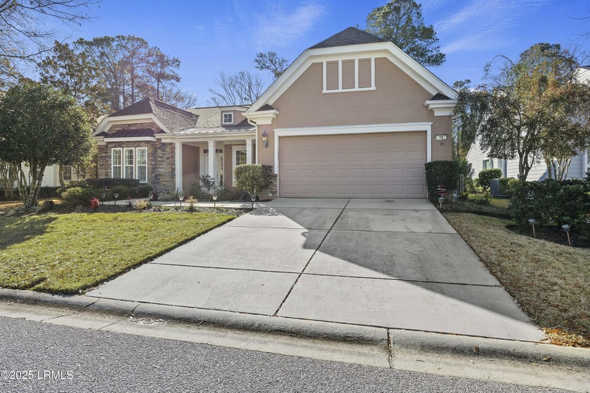 Rare Chestnut Garden Model located on an oversized 1/4-acre lot - Beach Home for sale in Bluffton, South Carolina on Beachhouse.com