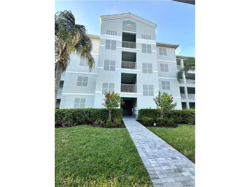 Fourth floor *Penthouse* with a STUNNING VIEW of the lake and - Beach Condo for sale in Naples, Florida on Beachhouse.com