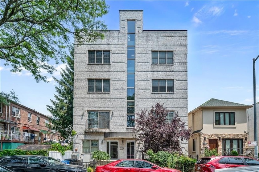 Modern Duplex Apartment with Private Outdoor Oasis in Prime - Beach Condo for sale in Brooklyn, New York on Beachhouse.com