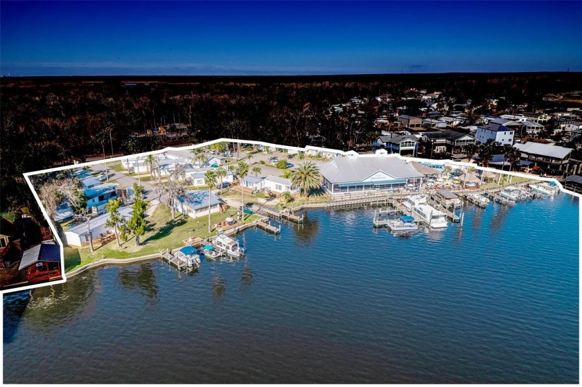 Waterfront Turnkey Resort on 2.6 (+/-) Acres. Closest - Beach Commercial for sale in Homosassa, Florida on Beachhouse.com