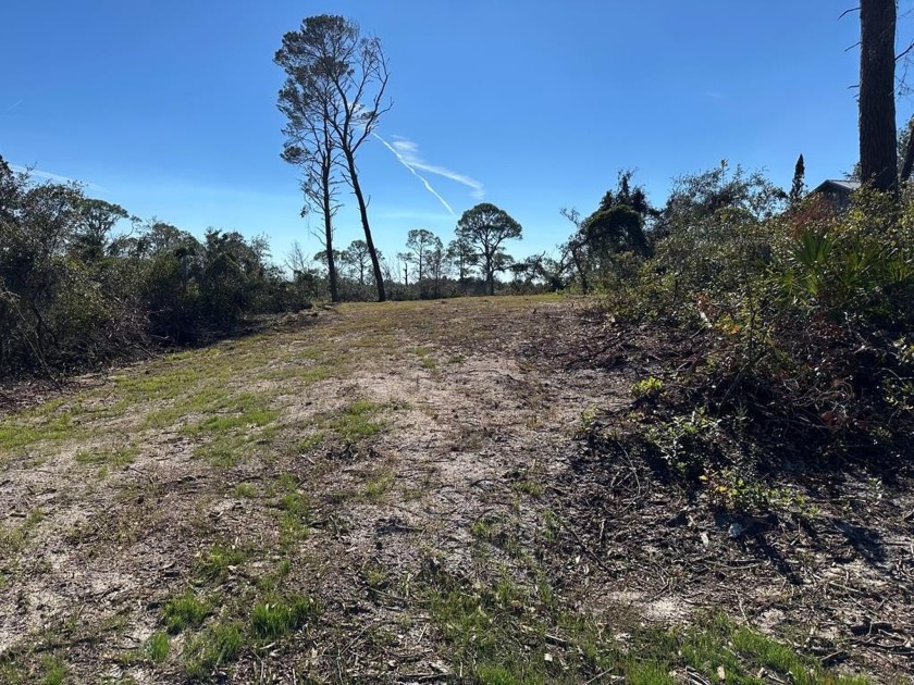 Wow!  What a great price for nearly an acre of water and marsh - Beach Lot for sale in Cedar Key, Florida on Beachhouse.com